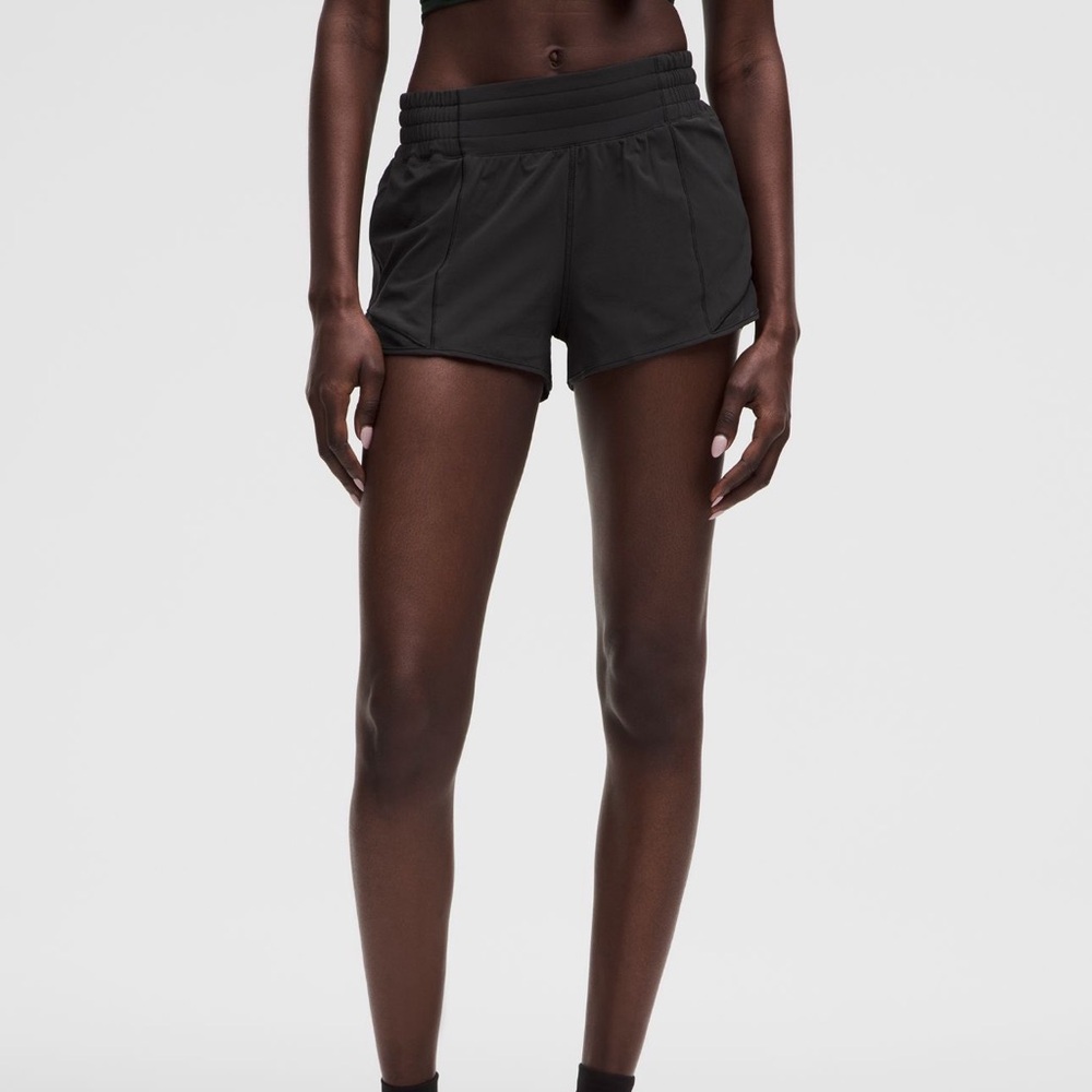 lululemon athletica Hotty Hot High-Rise Lined Short 2.5" in Black